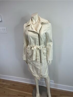 Beautiful Vintage Mackage Ivory Asymmetrical zipper Trench Coat❤️XS